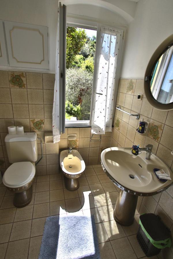 Mamaamelia Apartment Levanto Exterior photo